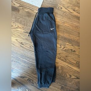 Nike high waisted joggers